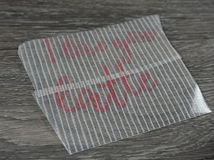 Covering the Pressure Sensitive GlitterFlex Ultra in duct tape to transfer to mug